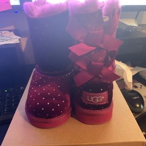 Like new uggs size 7